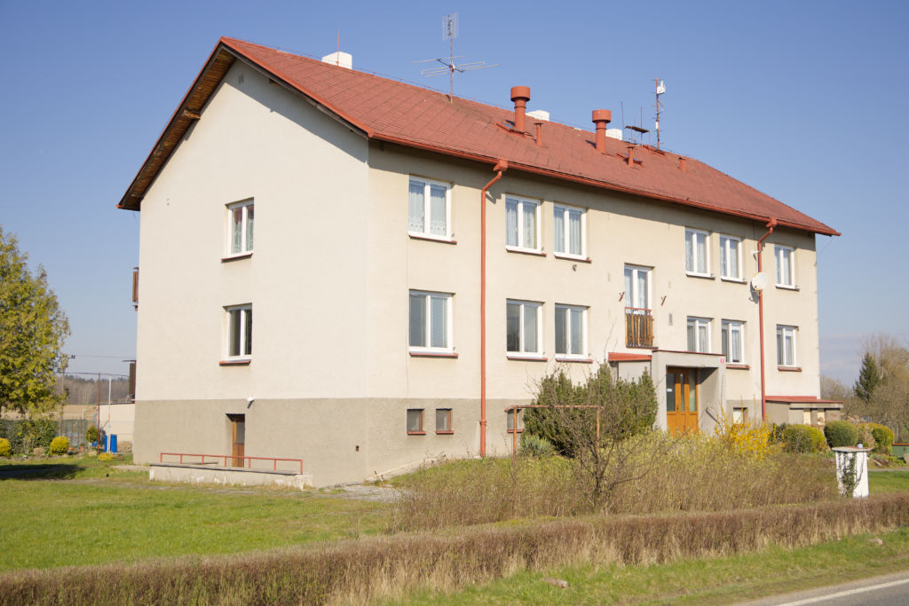 byt vraz u pisku